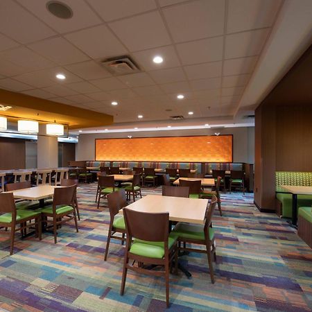 Fairfield Inn & Suites By Marriott Edmonton North Екстер'єр фото