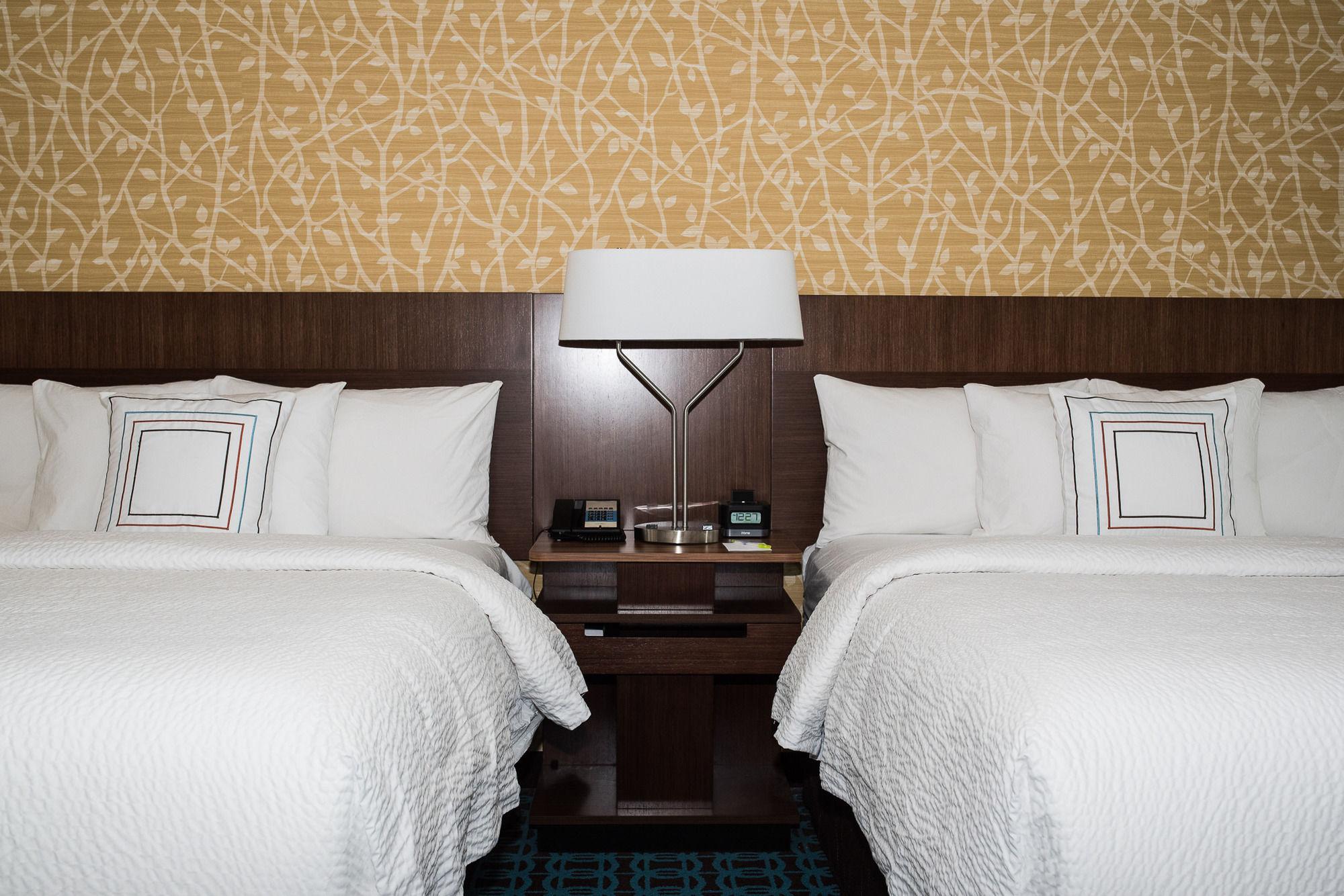 Fairfield Inn & Suites By Marriott Edmonton North Екстер'єр фото