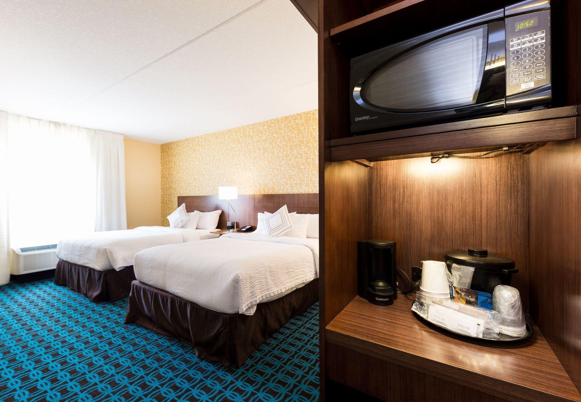 Fairfield Inn & Suites By Marriott Edmonton North Екстер'єр фото