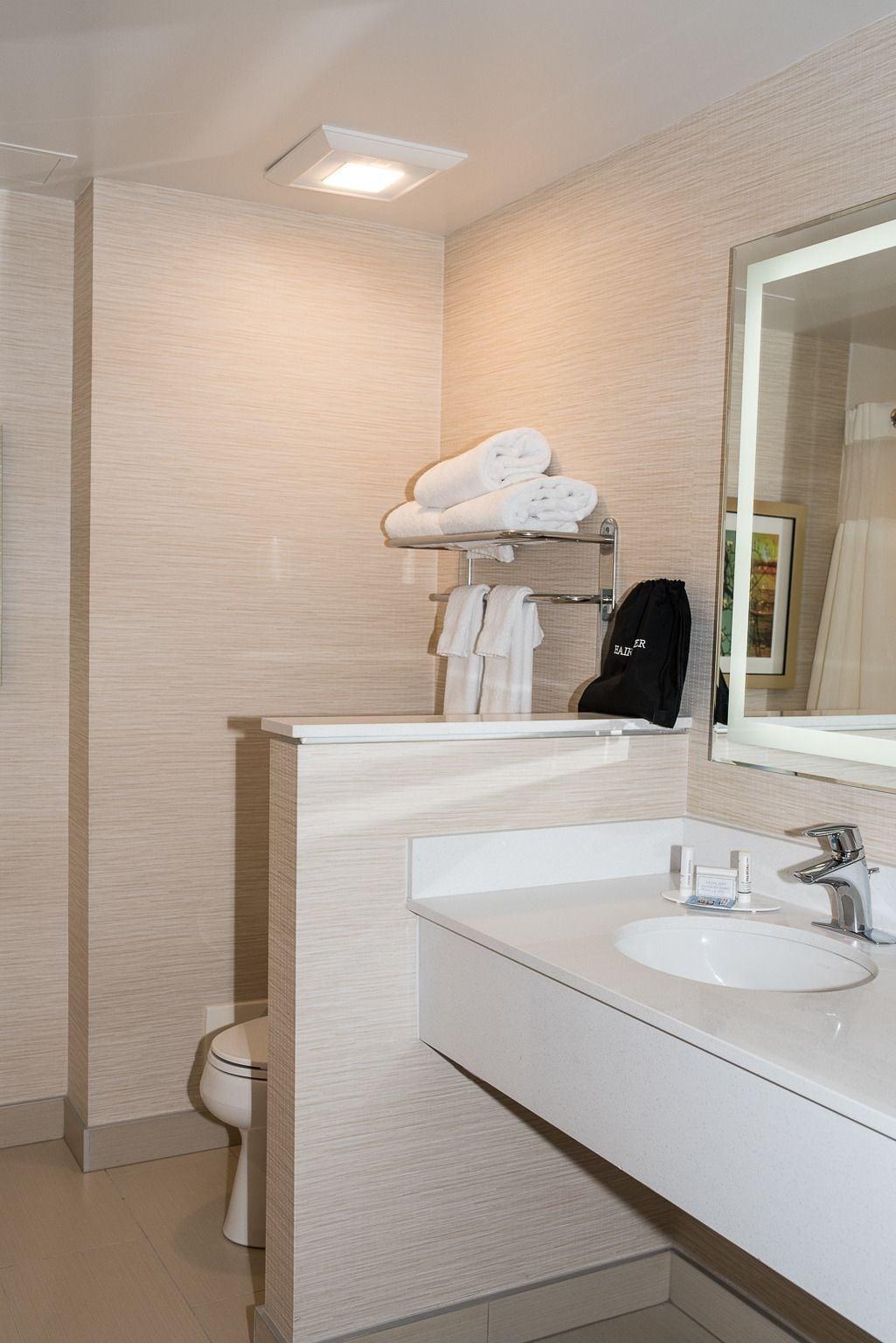 Fairfield Inn & Suites By Marriott Edmonton North Екстер'єр фото