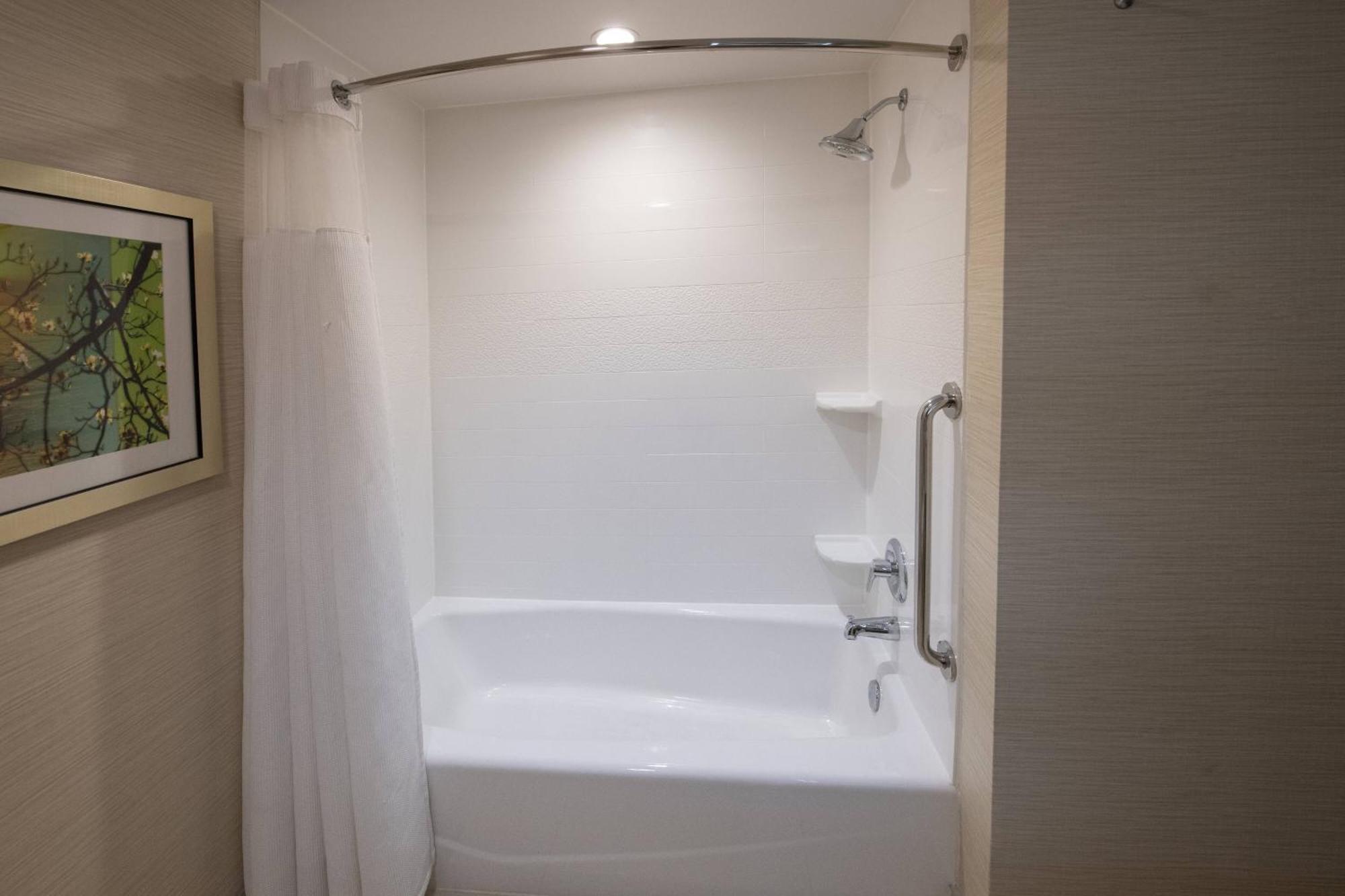 Fairfield Inn & Suites By Marriott Edmonton North Екстер'єр фото