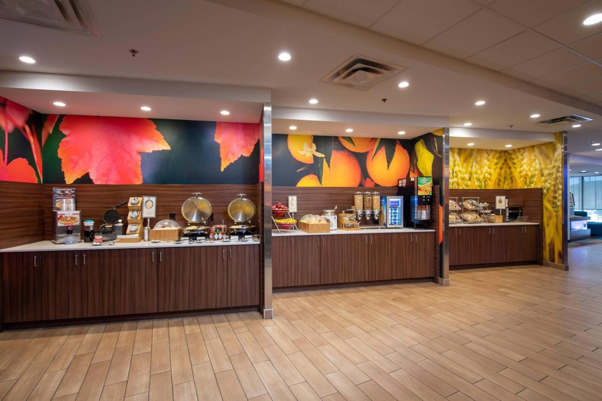Fairfield Inn & Suites By Marriott Edmonton North Екстер'єр фото