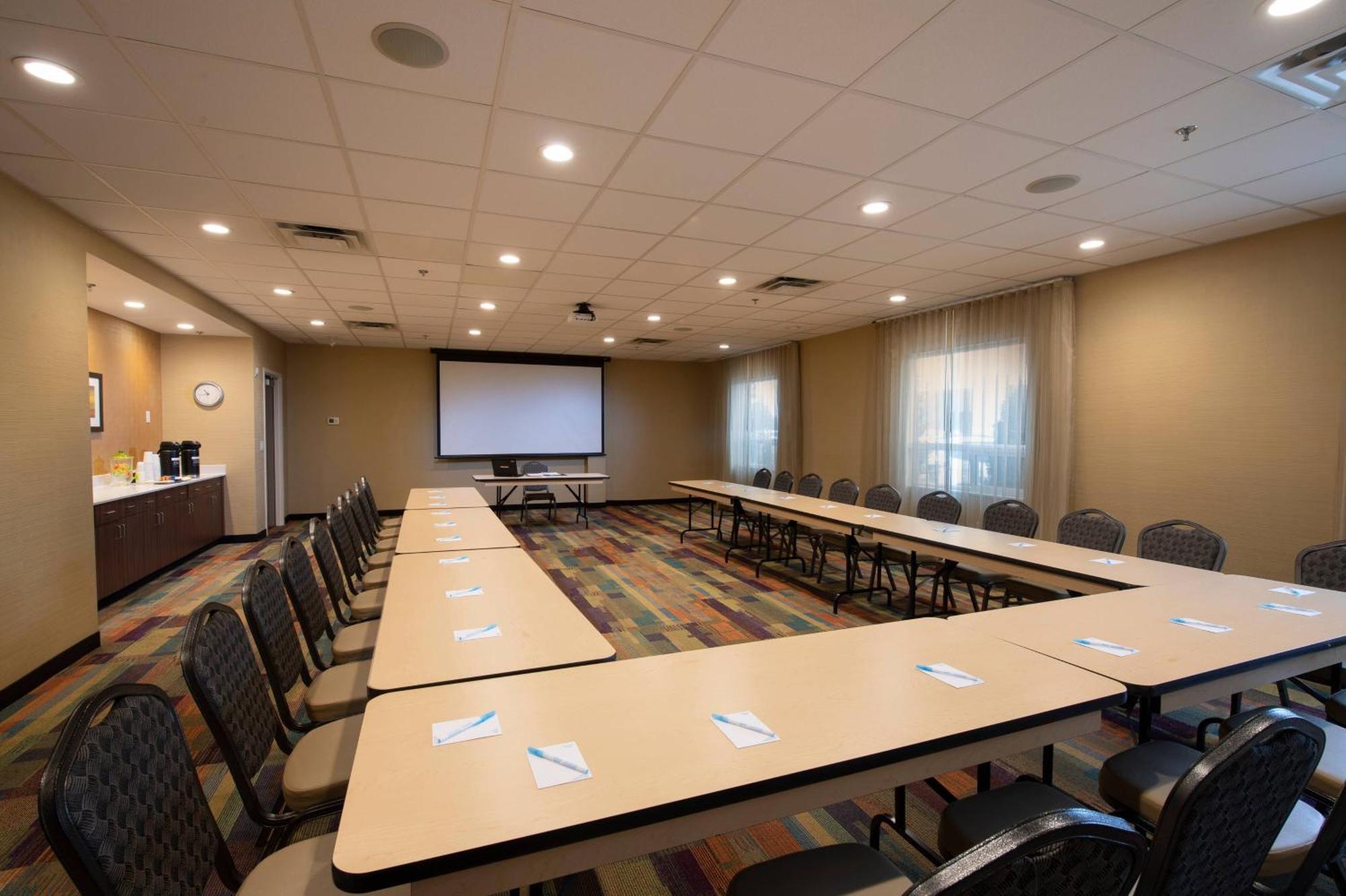 Fairfield Inn & Suites By Marriott Edmonton North Екстер'єр фото