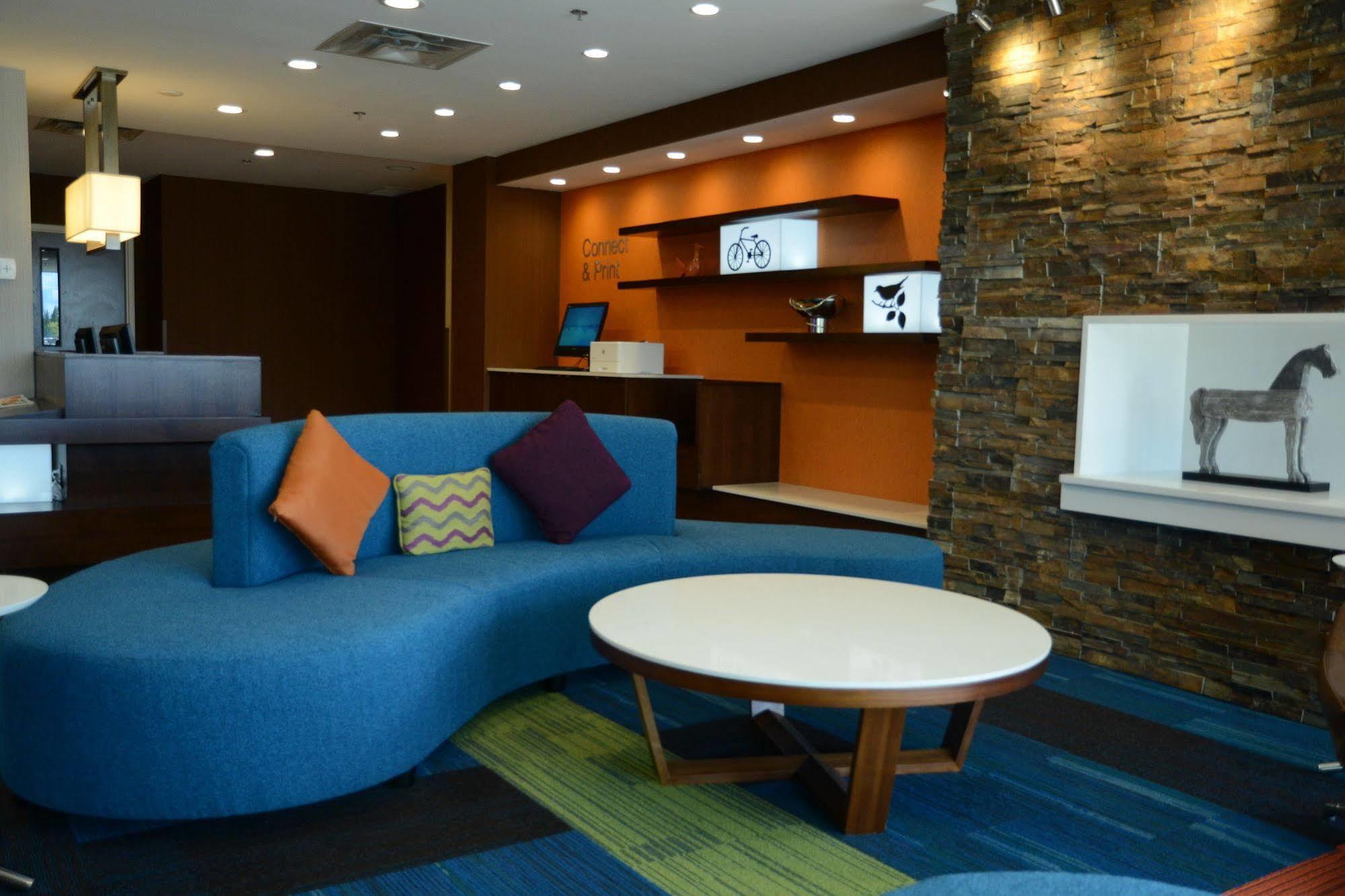 Fairfield Inn & Suites By Marriott Edmonton North Екстер'єр фото