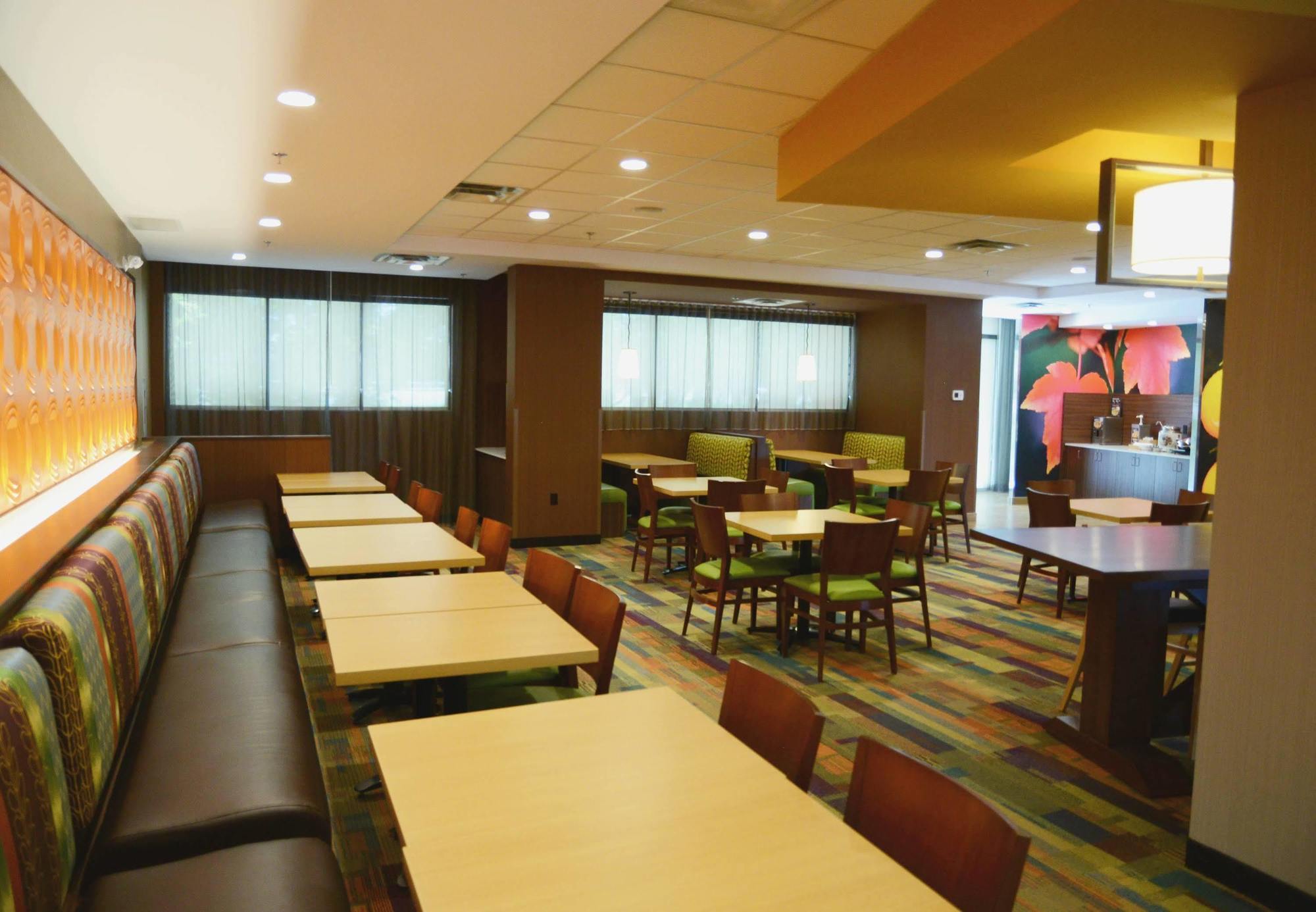 Fairfield Inn & Suites By Marriott Edmonton North Екстер'єр фото